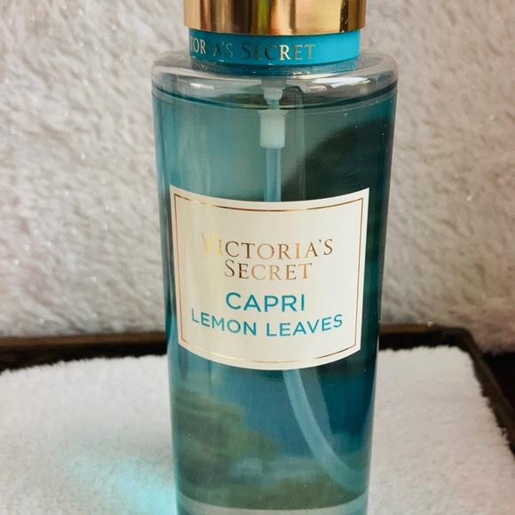 VS PINK BEAUTY LOT - Picture 9 of 13